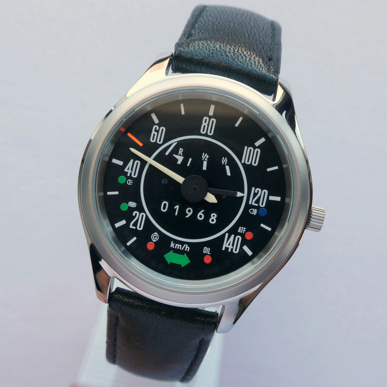 Volkswagen VW 1968 Beetle Bug Kafer Classic Speedometer Car Accessory Watch