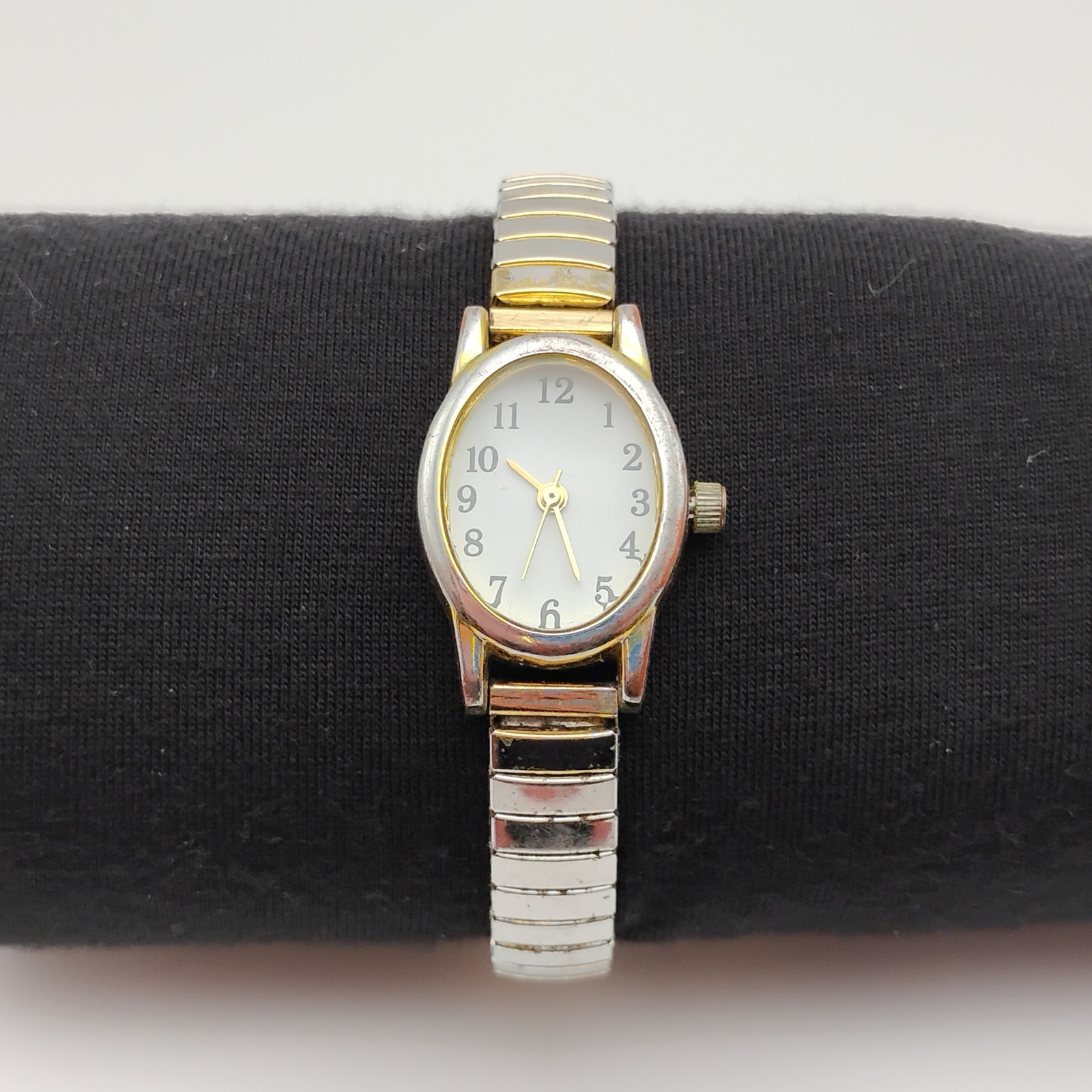 Women’s Oval Gold Tone FMD Quartz Watch with Expansion Band – Japan Movement