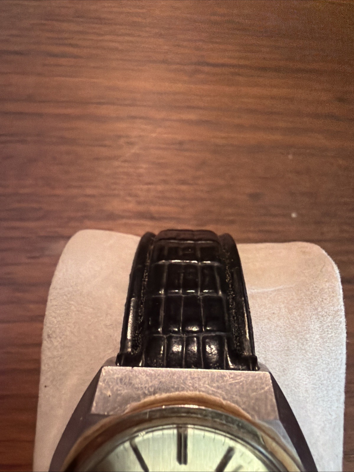 Vintage Bulova Men’s Quartz Watch DayDate Display Needs New Battery Leather Band