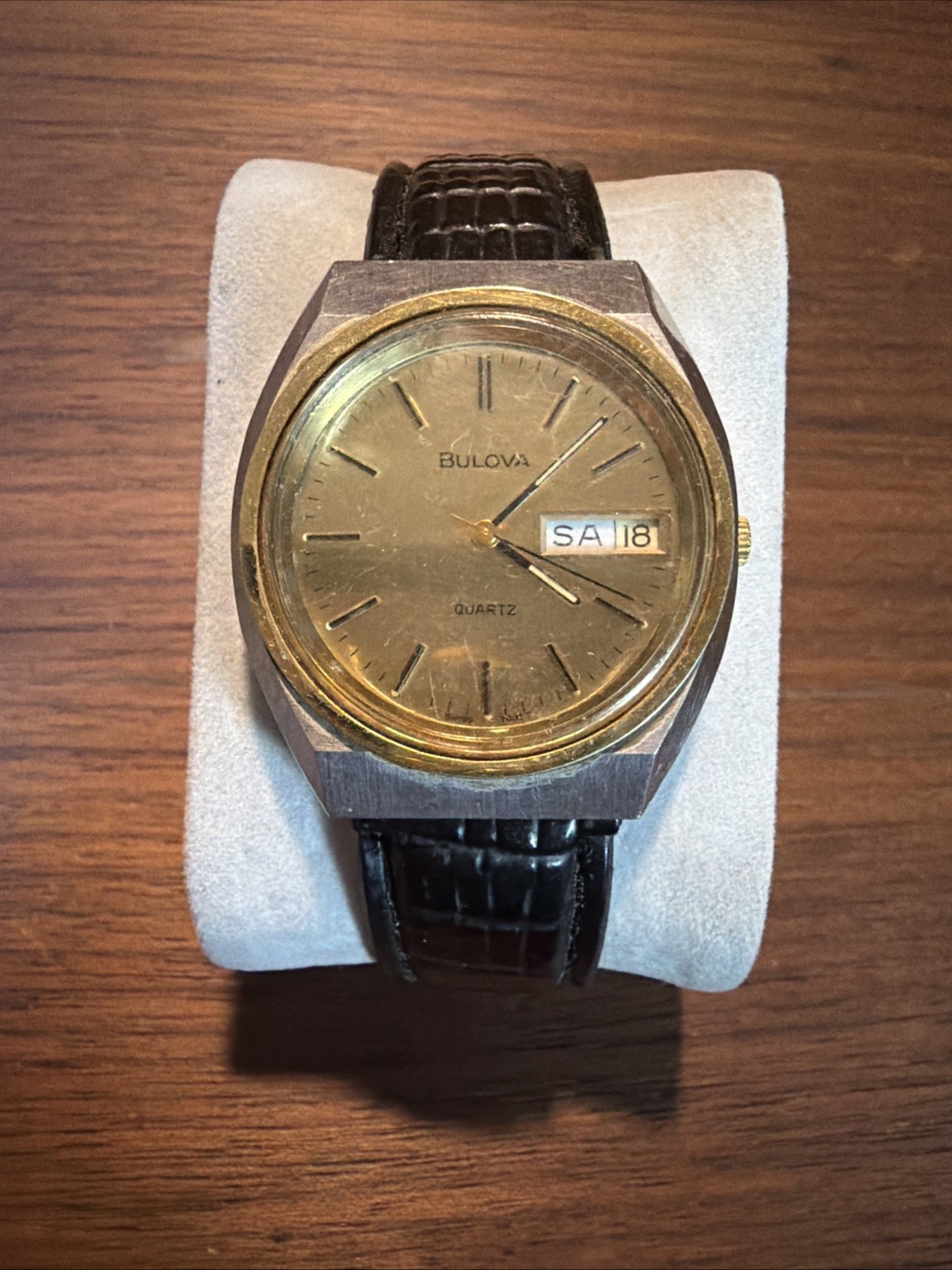 Vintage Bulova Men’s Quartz Watch DayDate Display Needs New Battery Leather Band