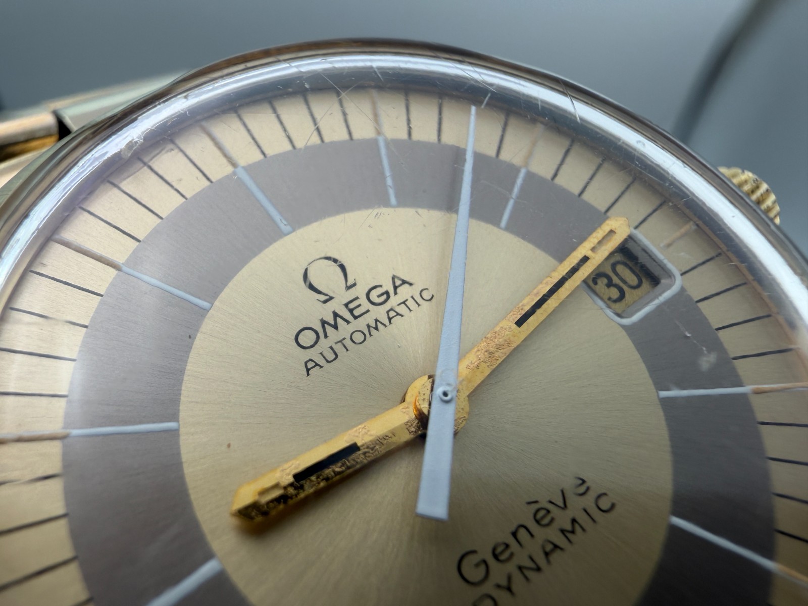 Vintage OMEGA Genève Dynamic 135.033 Gold Plated Cal Ω 565 Automatic – 41 mm