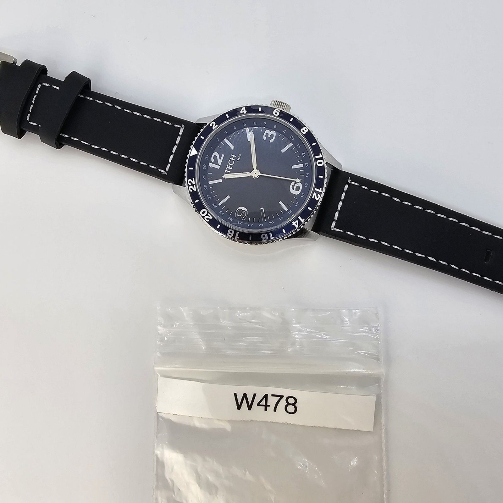 Men’s Watch 46MM Large Gray Case Blue Dial Black Leather Bands New Battery