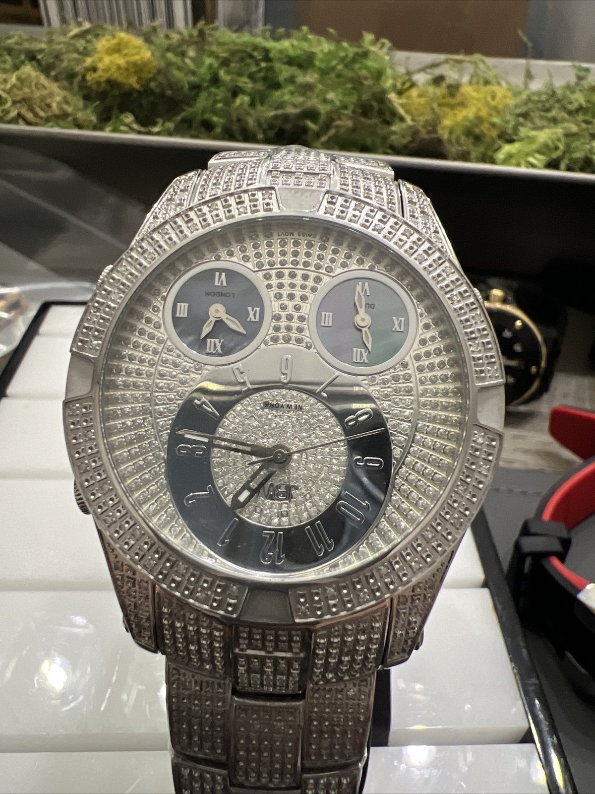 NEW JBW Men’s Luxury Jet Setter 118 Diamonds Silver Watch Stainless JB6248B