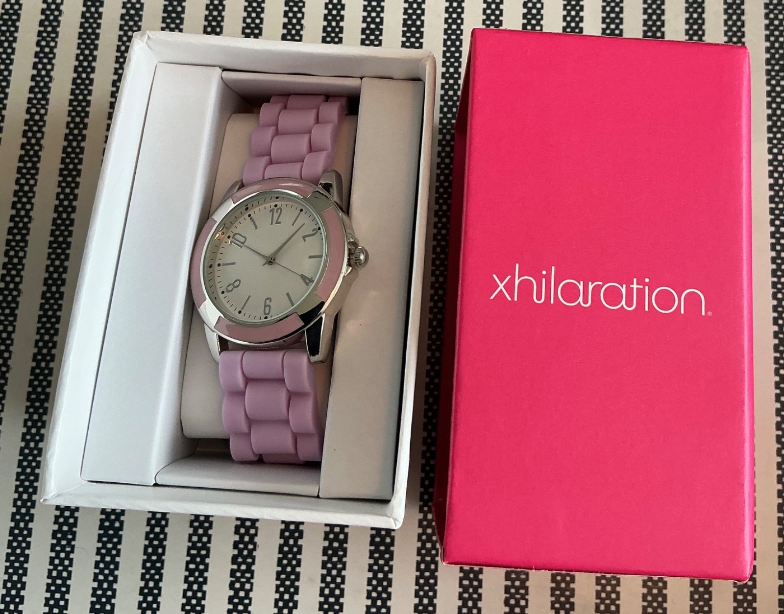 Xhilaration Women’s Analog Watch Purple Buckle Band *NEW*