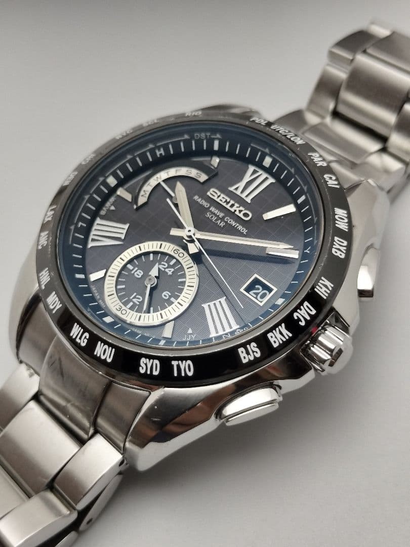Seiko Brightz Solar World Time 8B54-0AE0 wrist 19.3cm/7.6in with Box