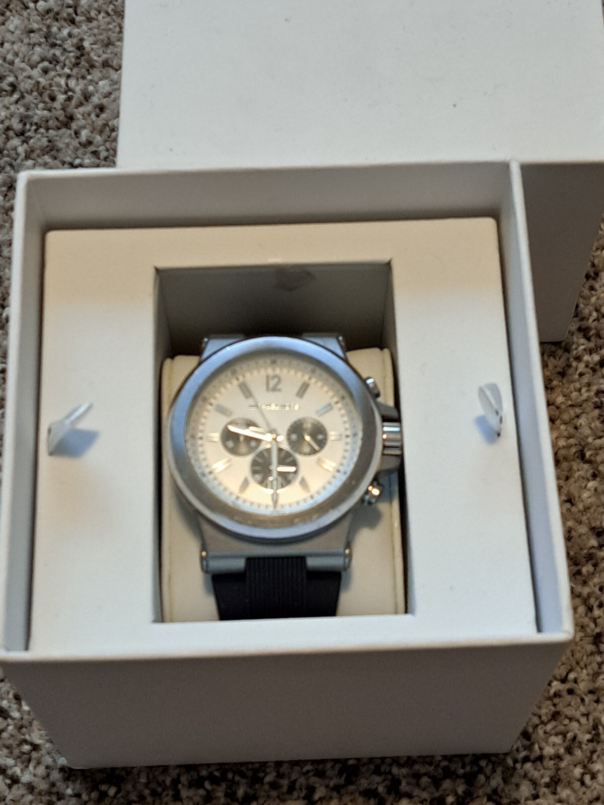Michael Kors Wristwatch Watch Box and Papers Working As Shown #MK-8183