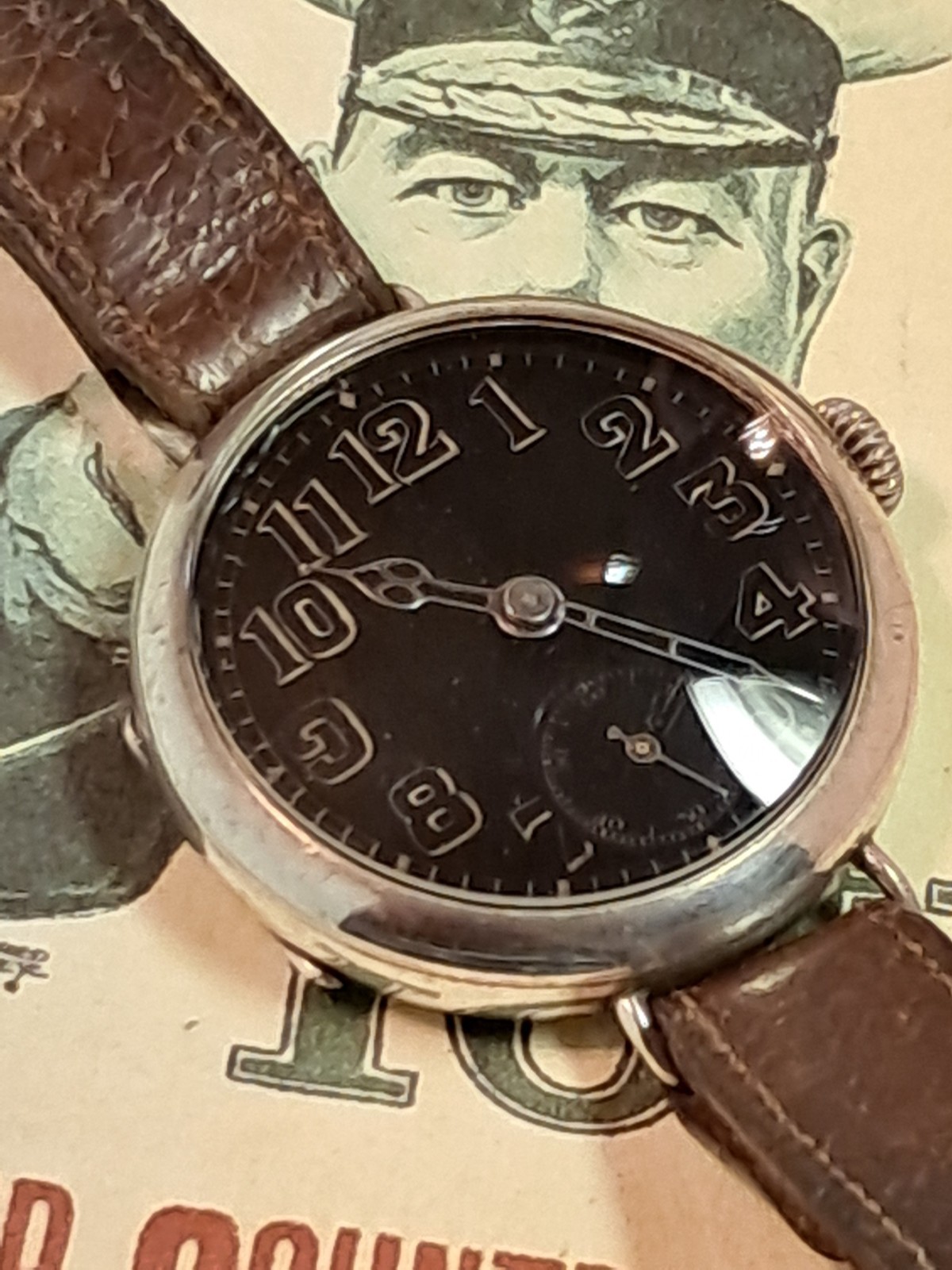 English Market WW1 Trench Watch, Sterling Silver, Black Porcelain Dial, c.1917