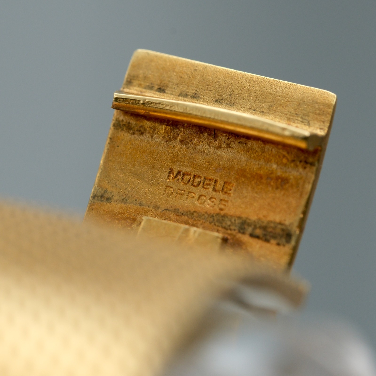 Piaget 924 B11 18K Yellow Gold Ultra Thin Bracelet Watch c.1970 Vintage – 49.6 g