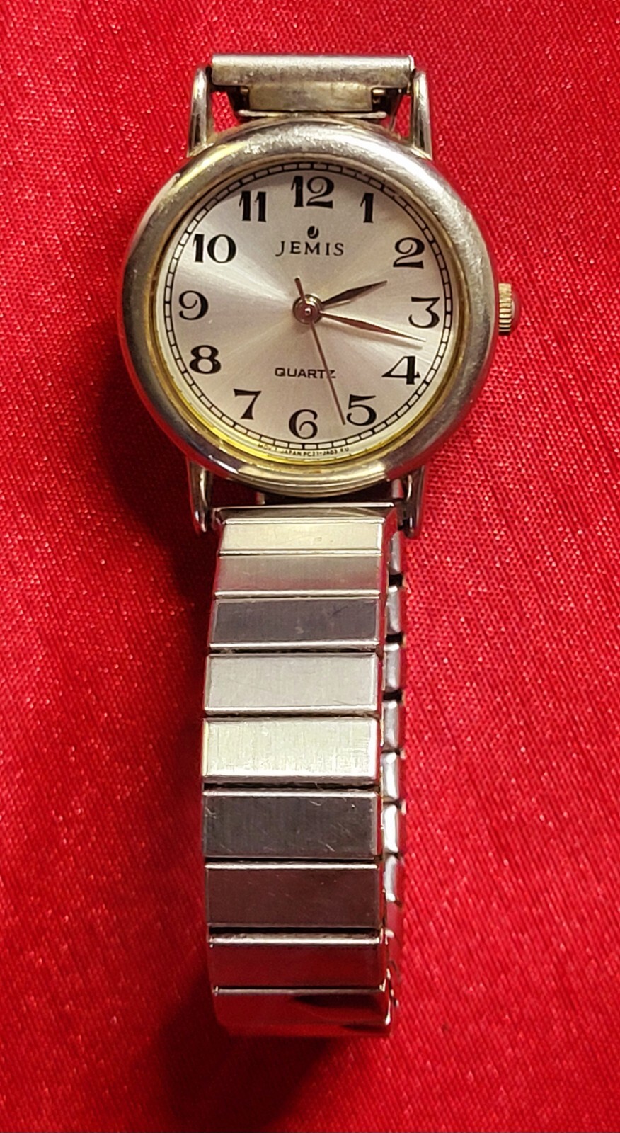 JEMIS Silver Tone Quartz Analog Women’s Watch Base Metal Bezel – Needs Battery
