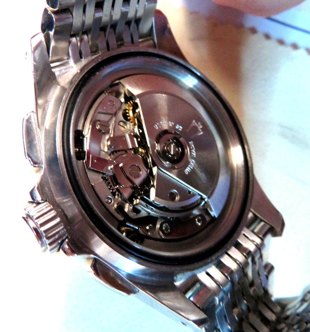 Bulova Accutron 28C04 Automatic Chronograph VX-200 Mens Watch Black Dial
