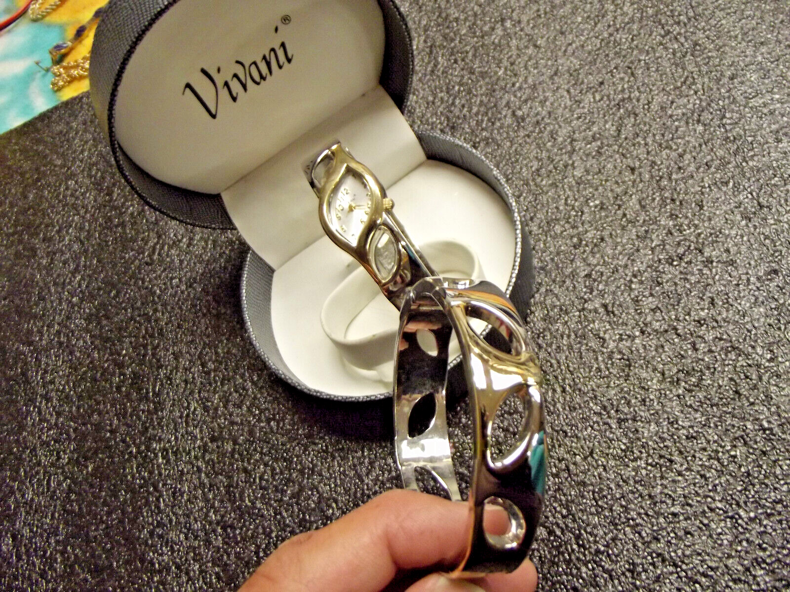 Vivani Ladies WATCH and BRACELET Silver gold tone