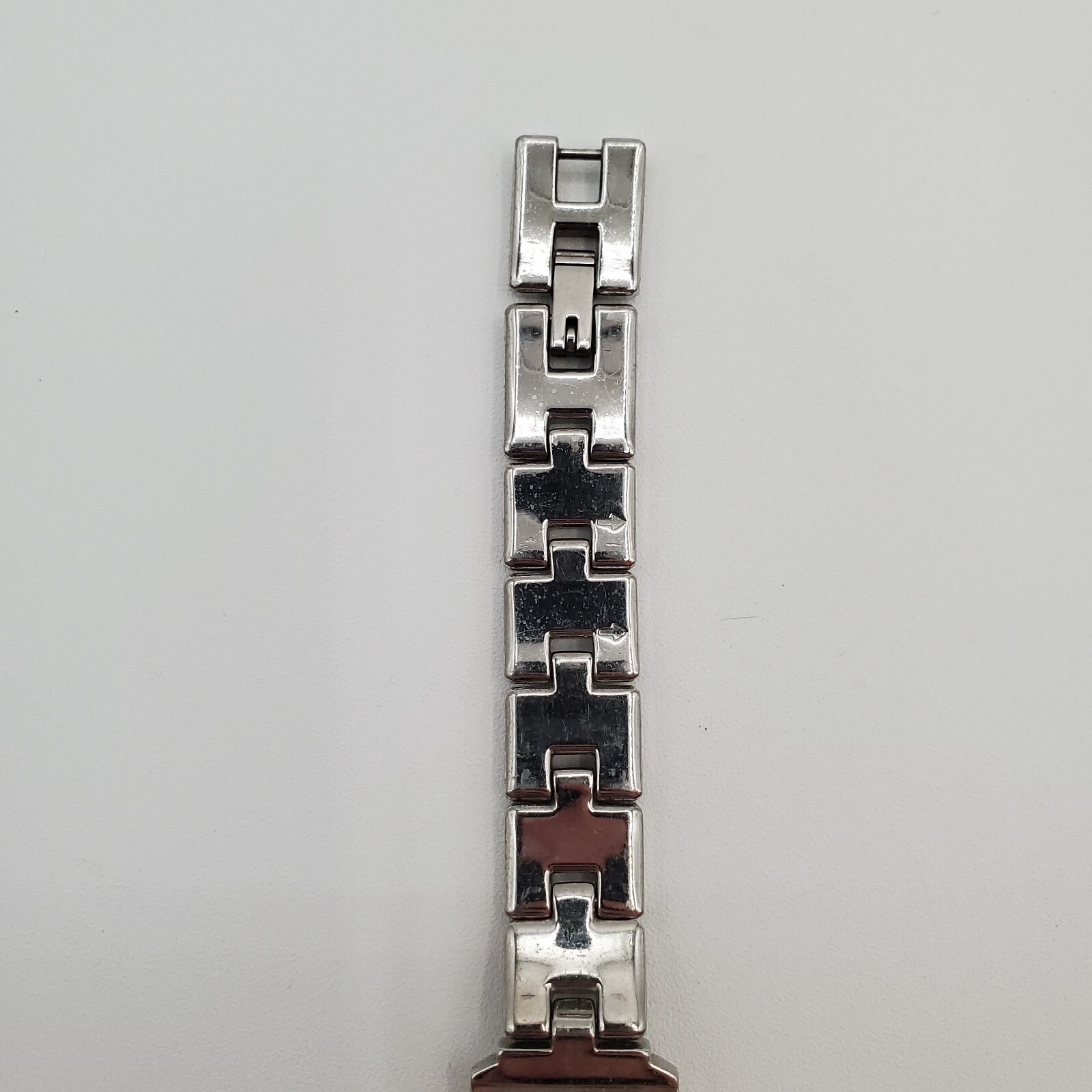 Fossil F2 Womens Watch 6.5in Silver Tone Crystal Band NEEDS BATTERY READ