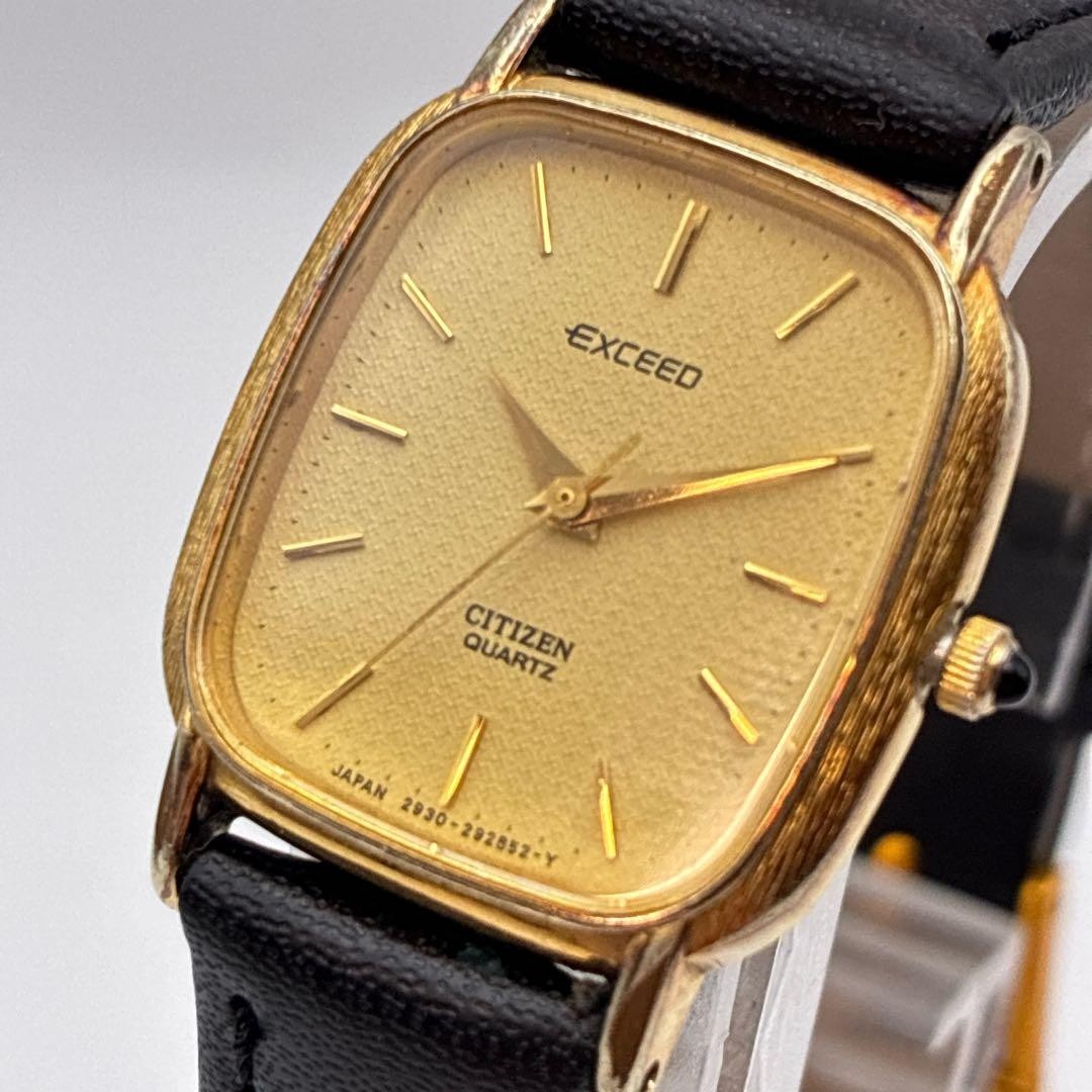 CITIZEN EXCEED Tank Rectangular Watch Beige Dial Black Strap 20.3mm Vintage