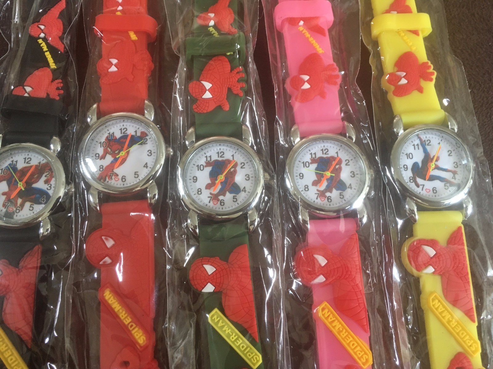 Spideman Silicone Strap Analogue Stainless Back Bat Blue Red Spider Man Slim