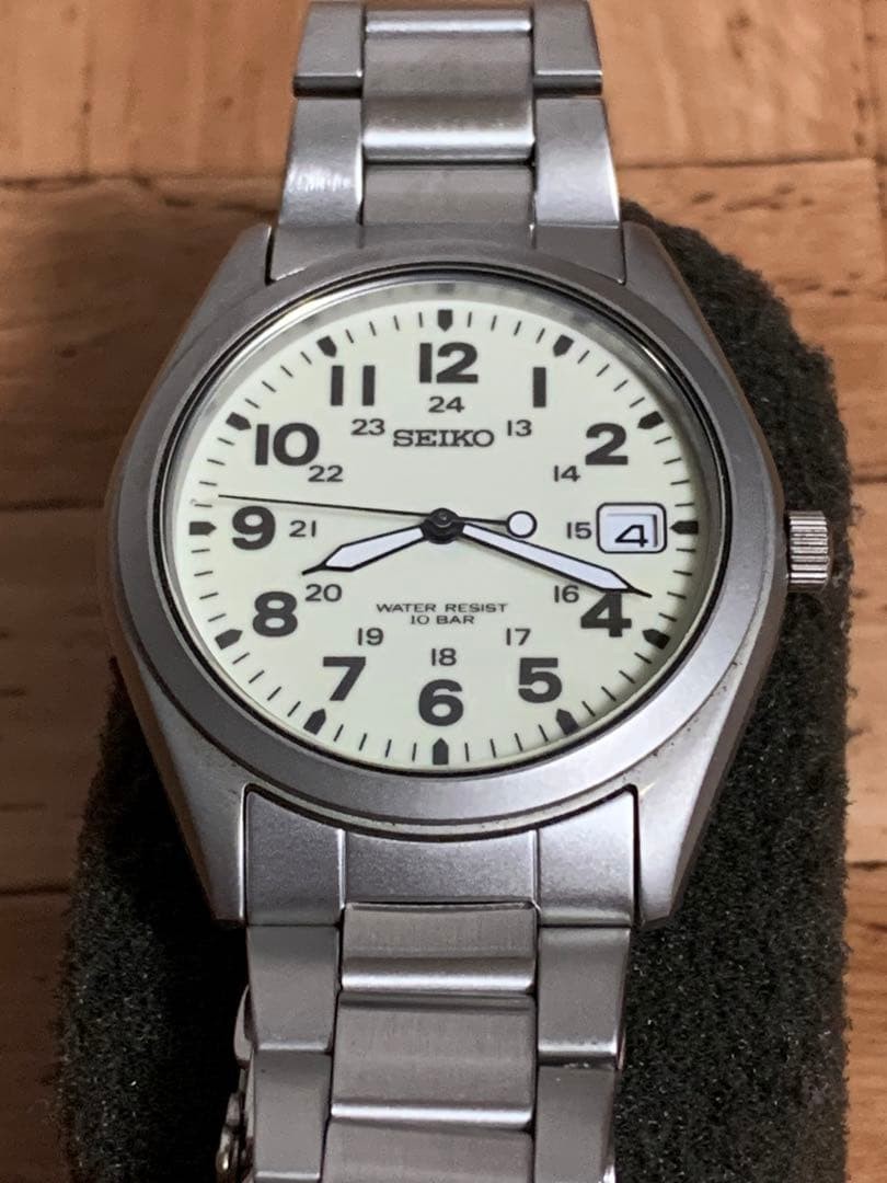 Seiko 7N42-8260 Analog Silver Military Quartz Watch Used Authentic