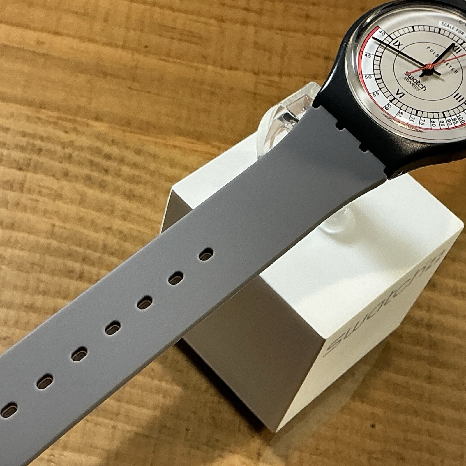 PULSOMETER – GA106 – 1980’s – NEW STRAP – 34mm
