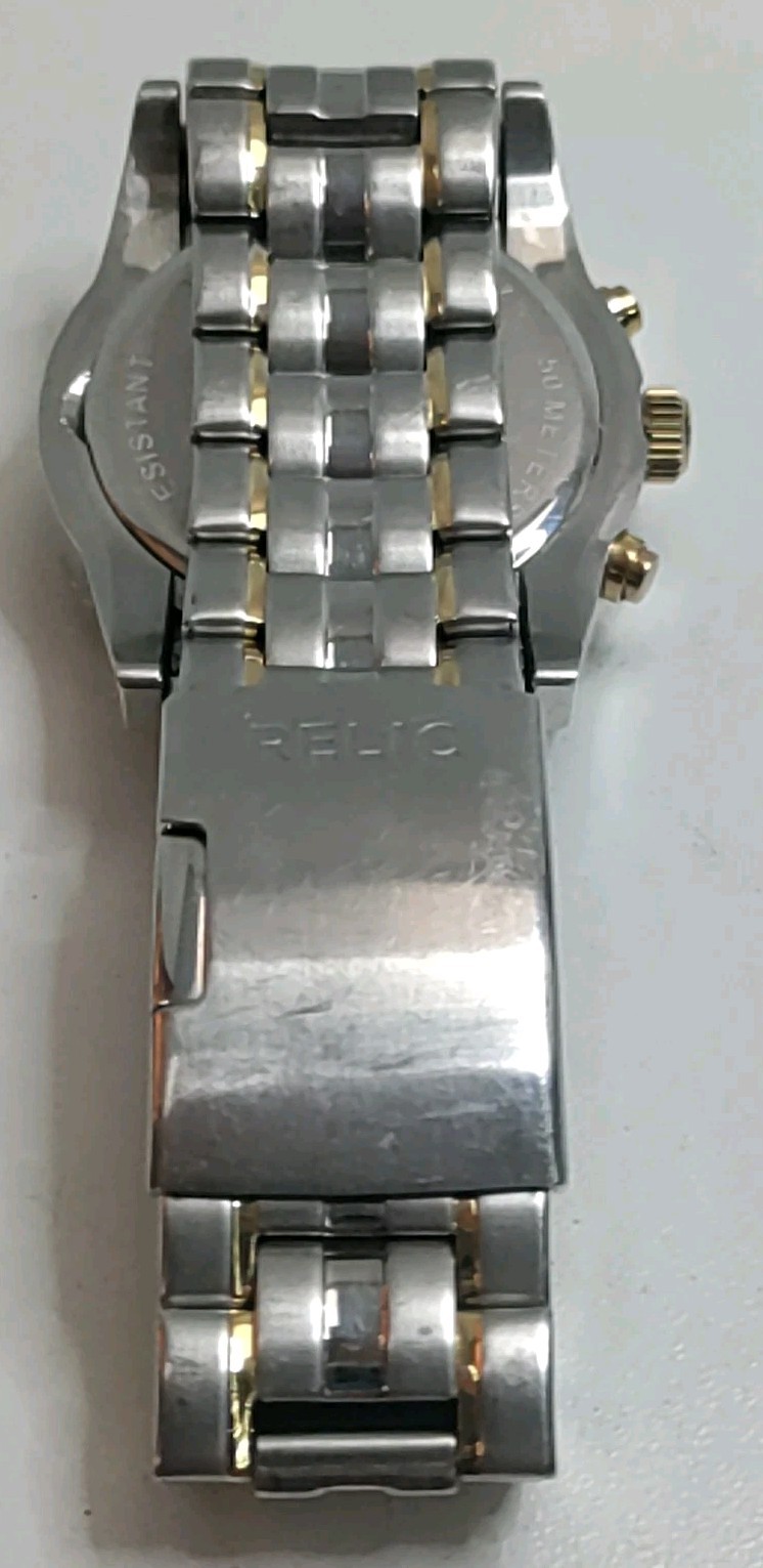 Relic Mens 50 Meters 165 Feet Water Resistant ZR66050