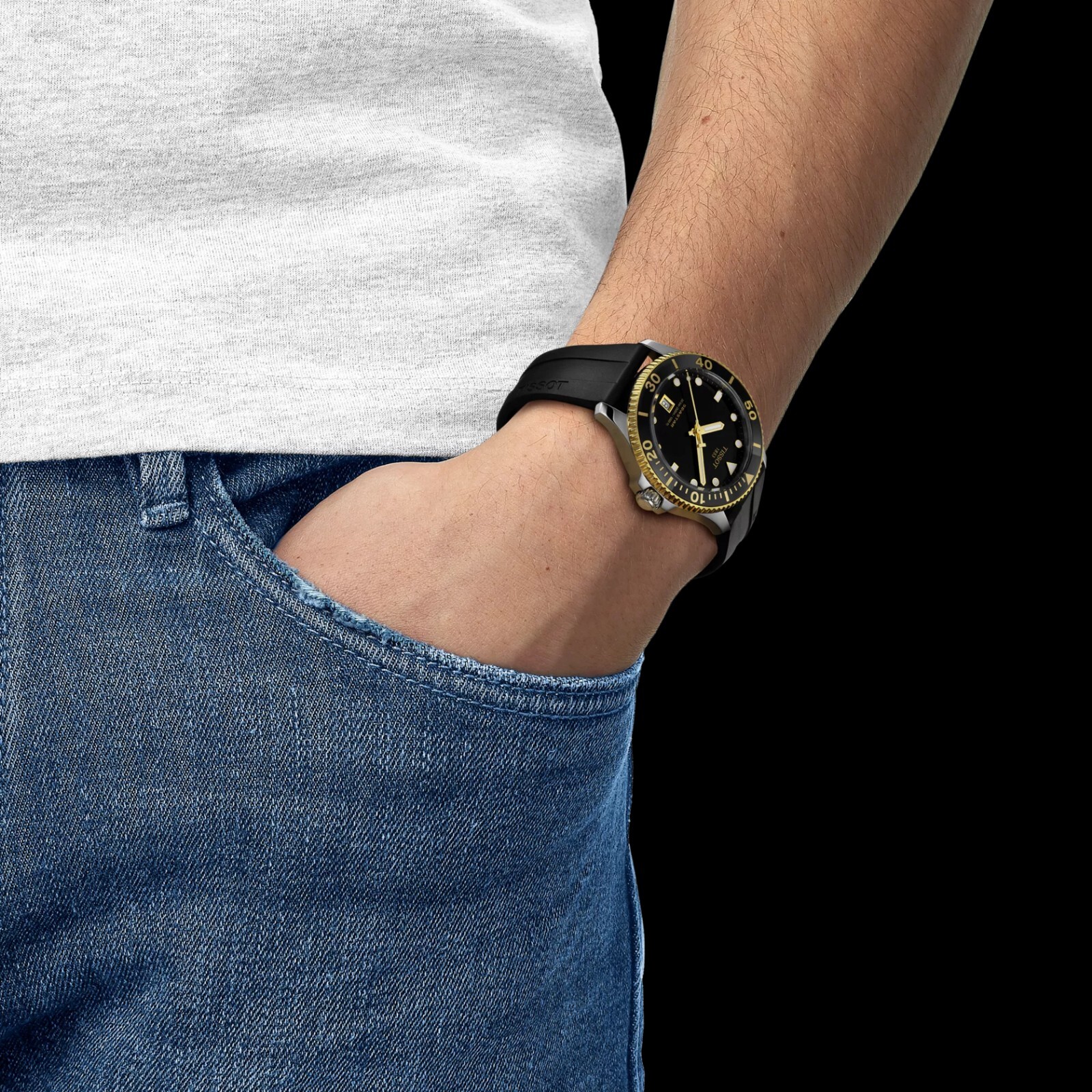TISSOT Seastar 1000 Quartz 40MM Two Tone Rubber Strap Watch T120.410.27.051.00