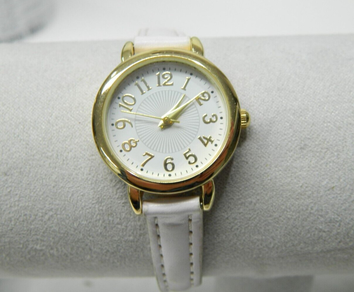 Beautiful Gold tone with Lilac/Blush color band Lady’s wristwatch/watch