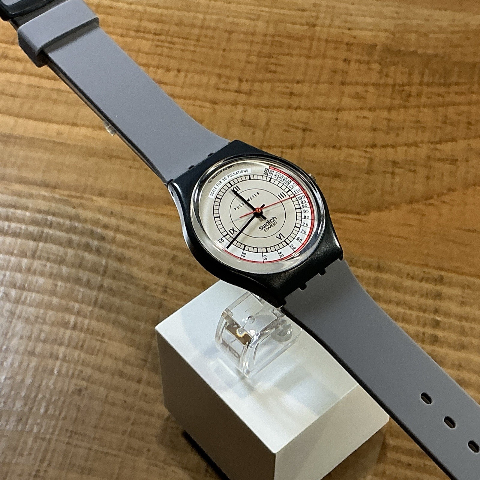 PULSOMETER – GA106 – 1980’s – NEW STRAP – 34mm