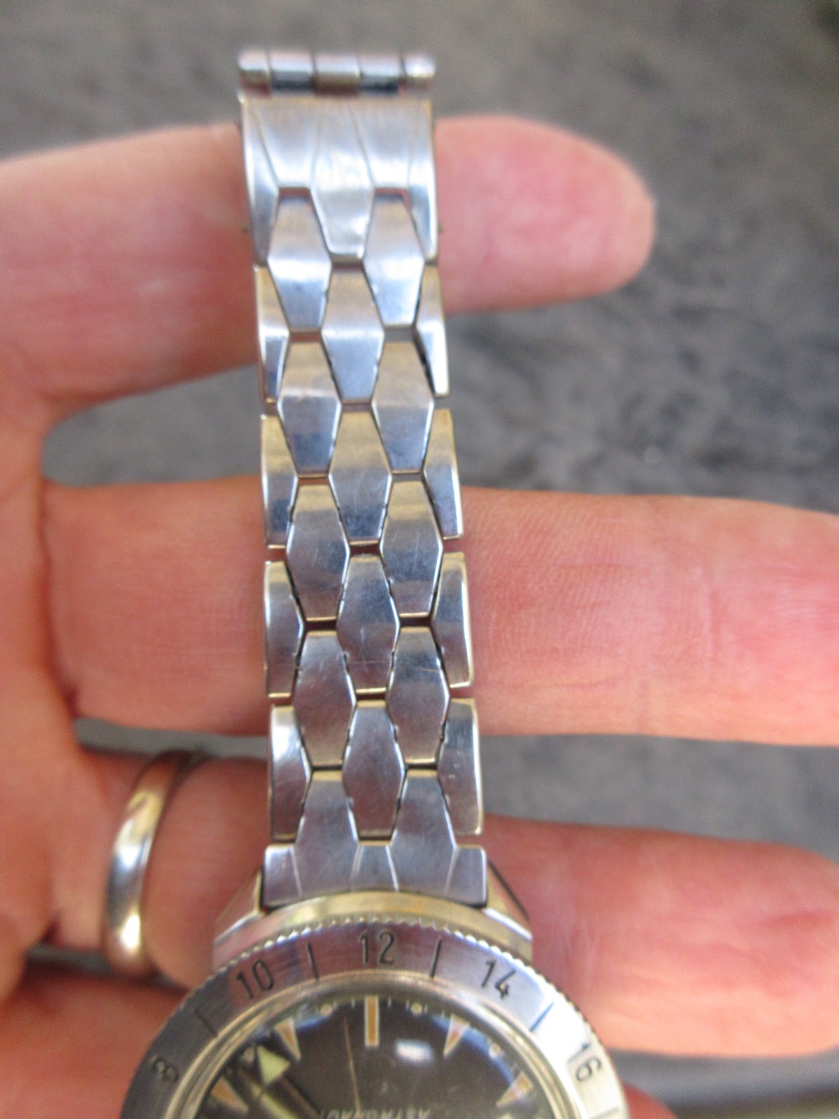 1963 VTG BULOVA ACCUTRON – ASTRONAUT 214 Tuning Fork GMT Wristwatch WORKING!