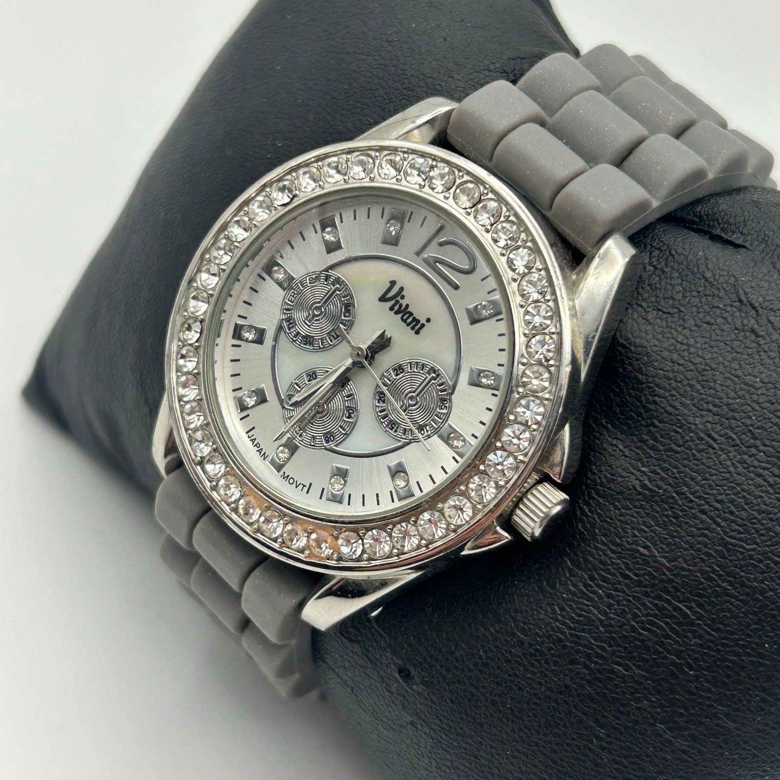Vivani Mother Pearls Crystal Bezel Gray Band Women’s Watch New Battery