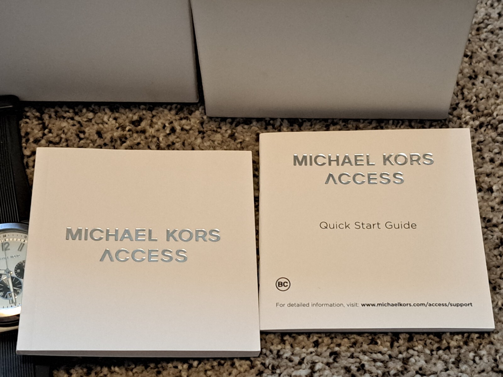 Michael Kors Wristwatch Watch Box and Papers Working As Shown #MK-8183