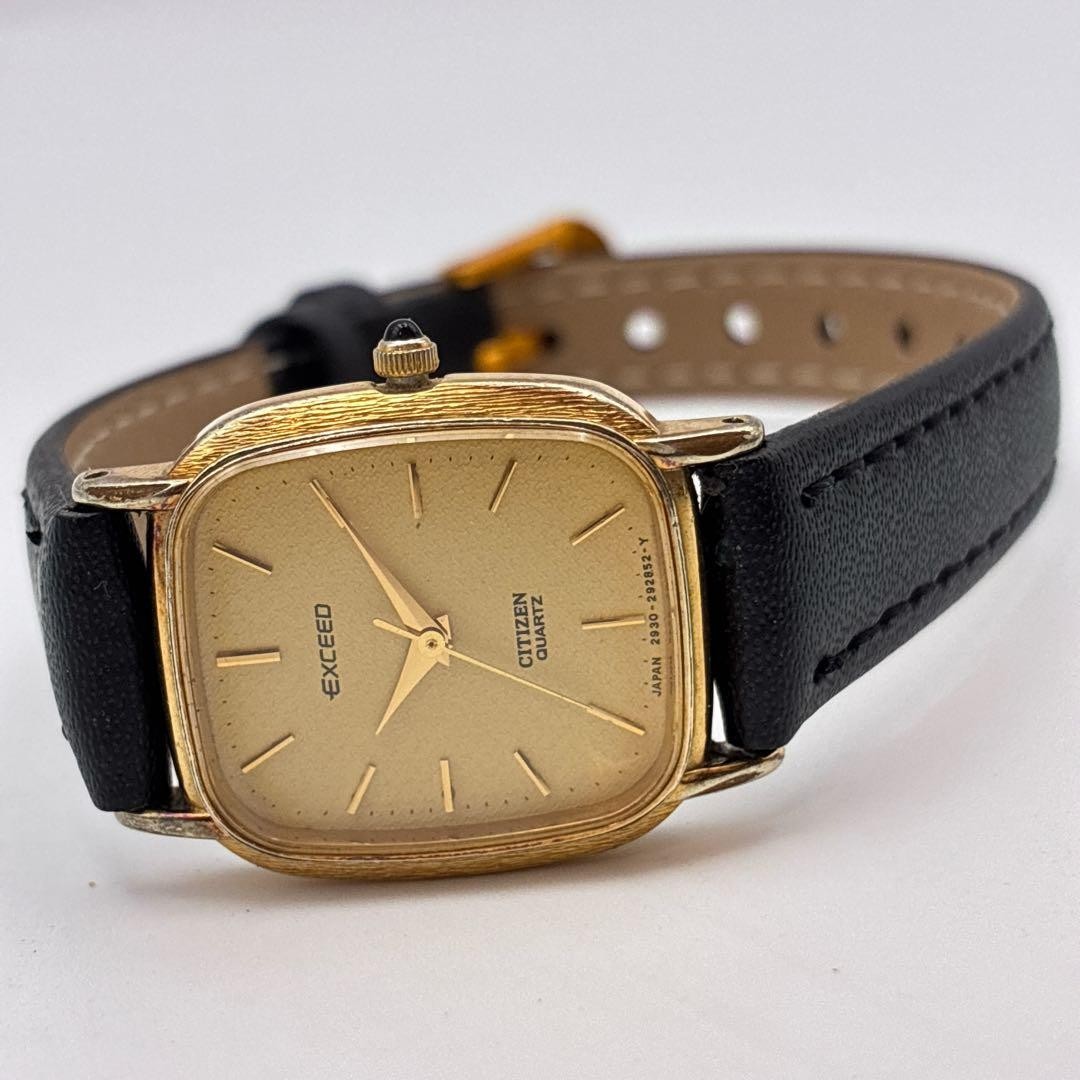 CITIZEN EXCEED Tank Rectangular Watch Beige Dial Black Strap 20.3mm Vintage