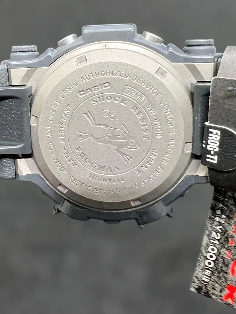 G SHOCK Frogman DW 8200 1A Titanium with Box and Tag