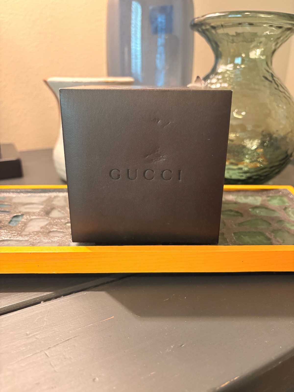 Mens Gucci 8500M Swiss made Quartz watch