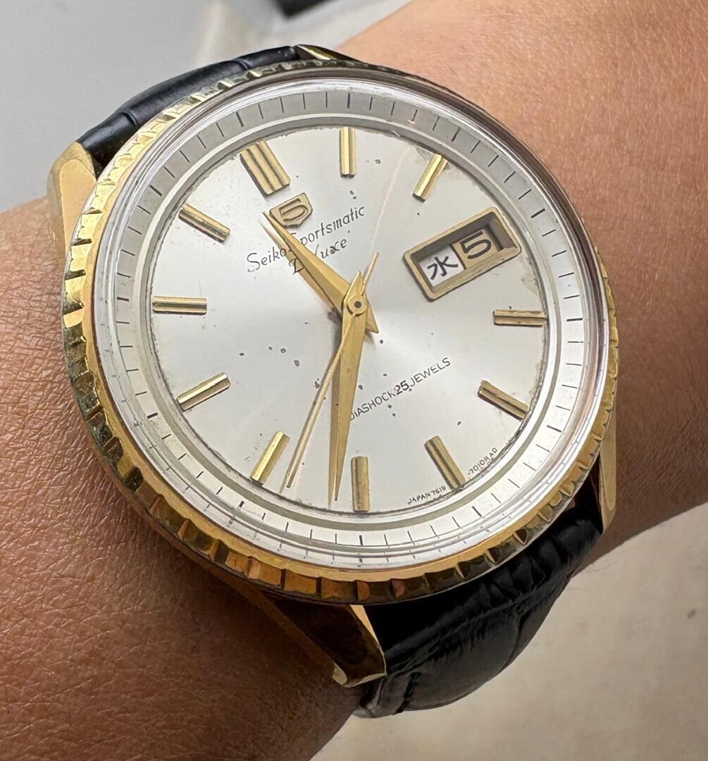 Seiko 5 Sportsmatic Deluxe 7619 7050 25J Automatic Mens Watch Dolphin Gold 66