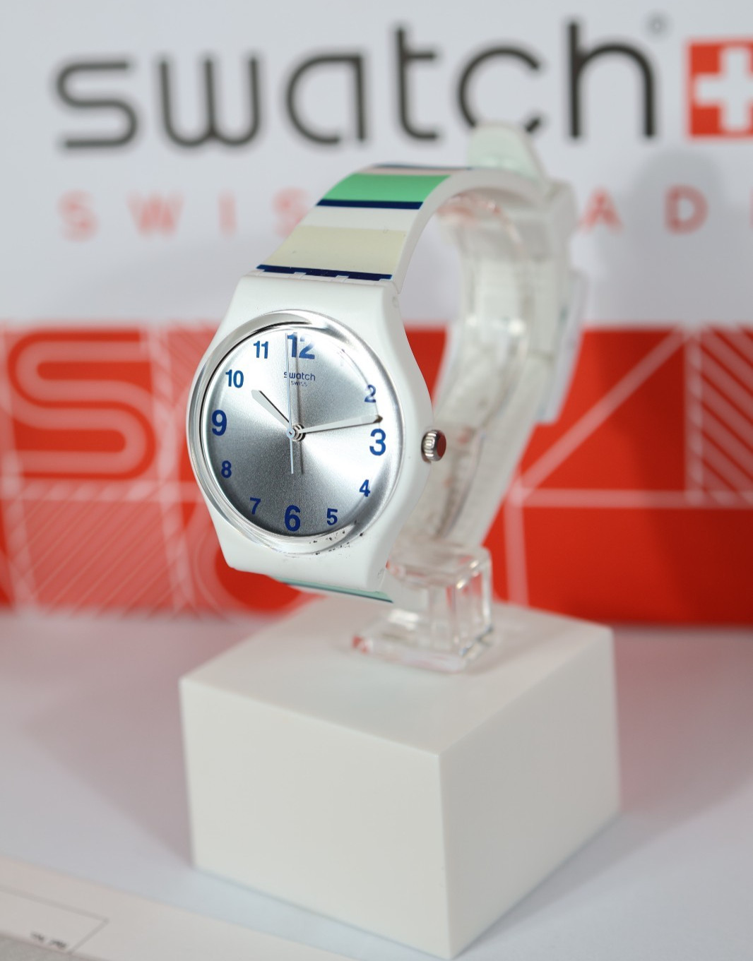 New Limited Swiss Swatch GW189 Marinai 18 Gents 34mm Blue Green Nautical Summer