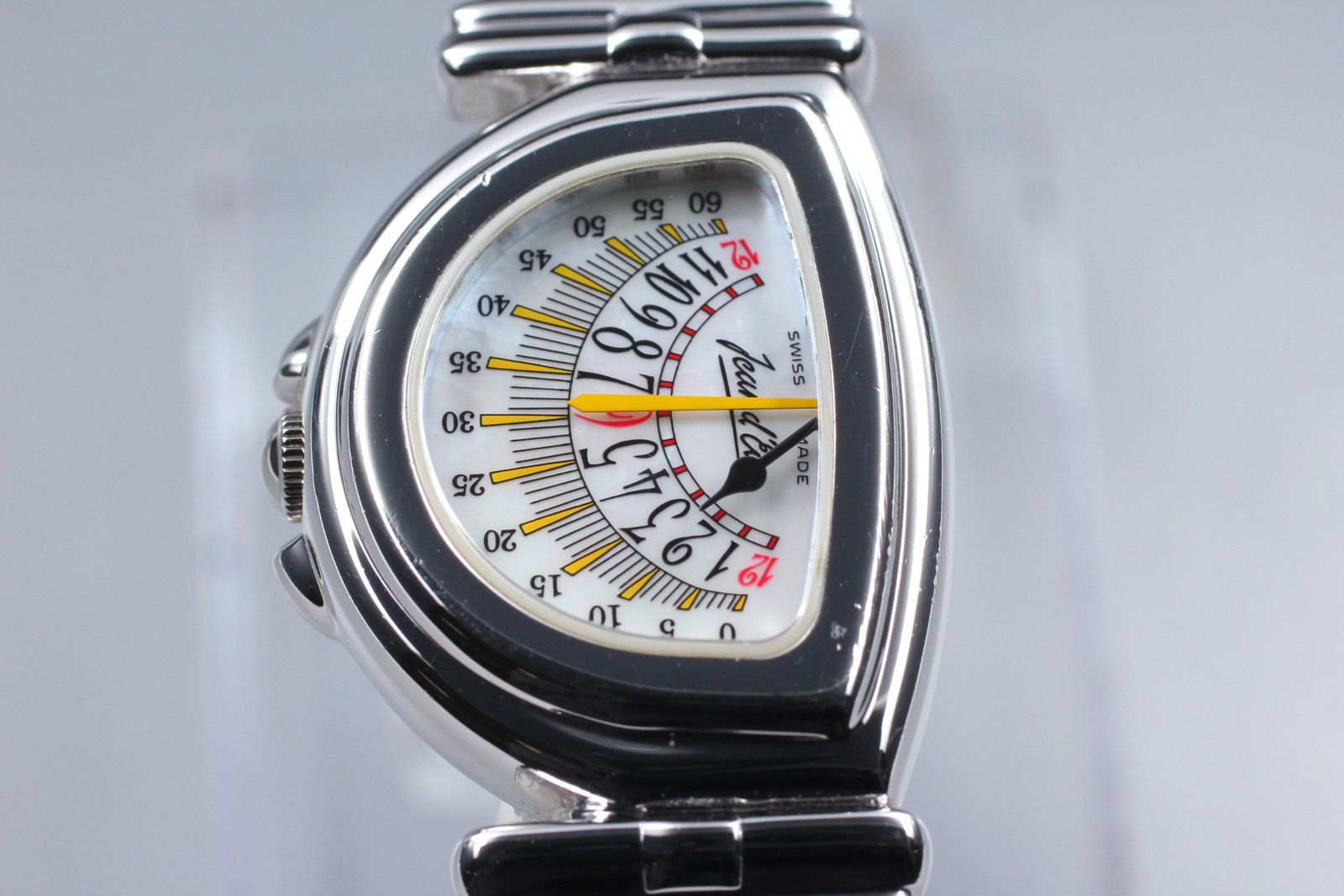 Vintage [Exc+5] Jean d’eve Sectana Silver 24mm Yellow Women’s Quartz Watch JAPAN