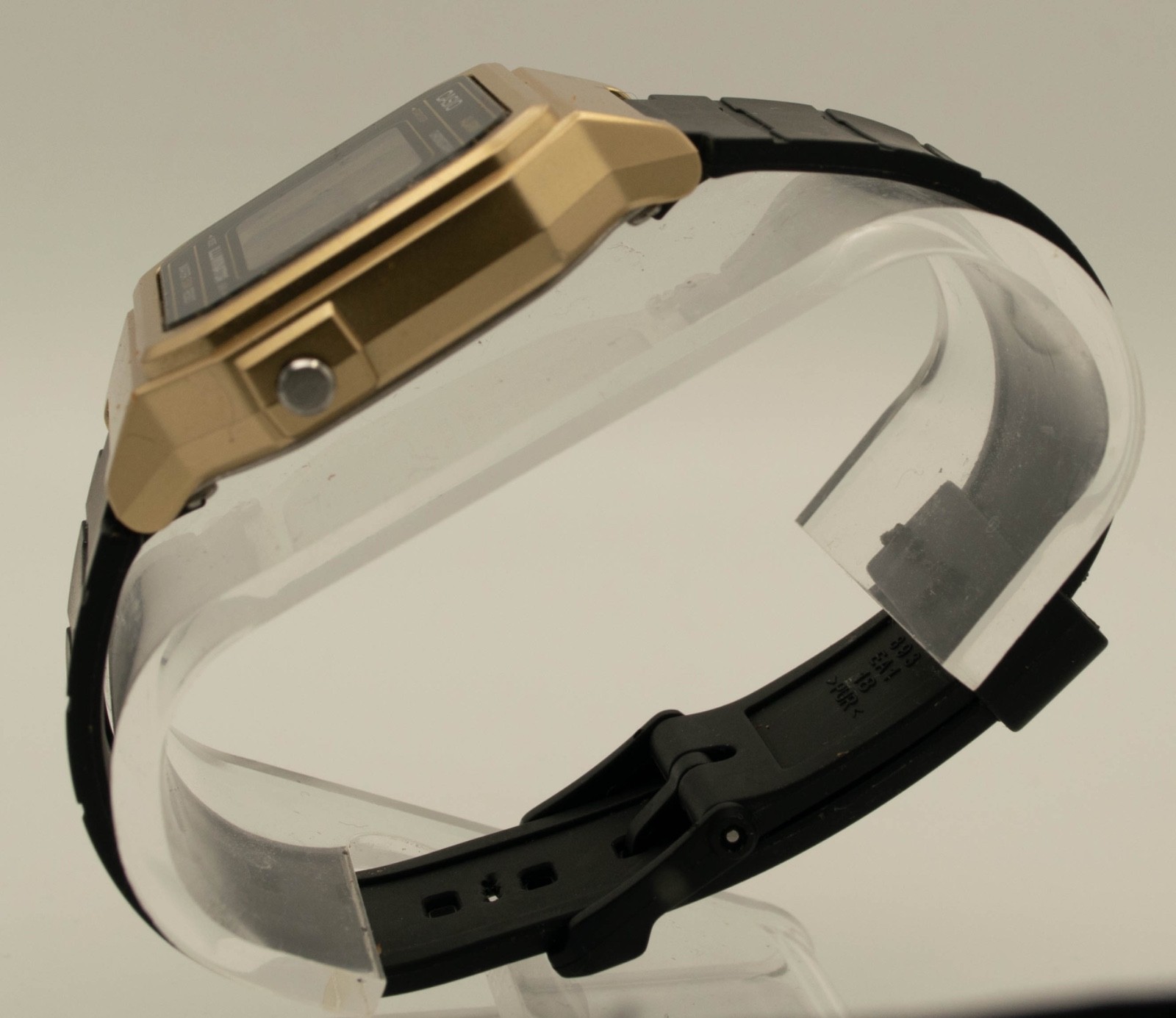 Casio A168 Gold Digital Alarm Chronograph Illuminator 50M Quartz Watch