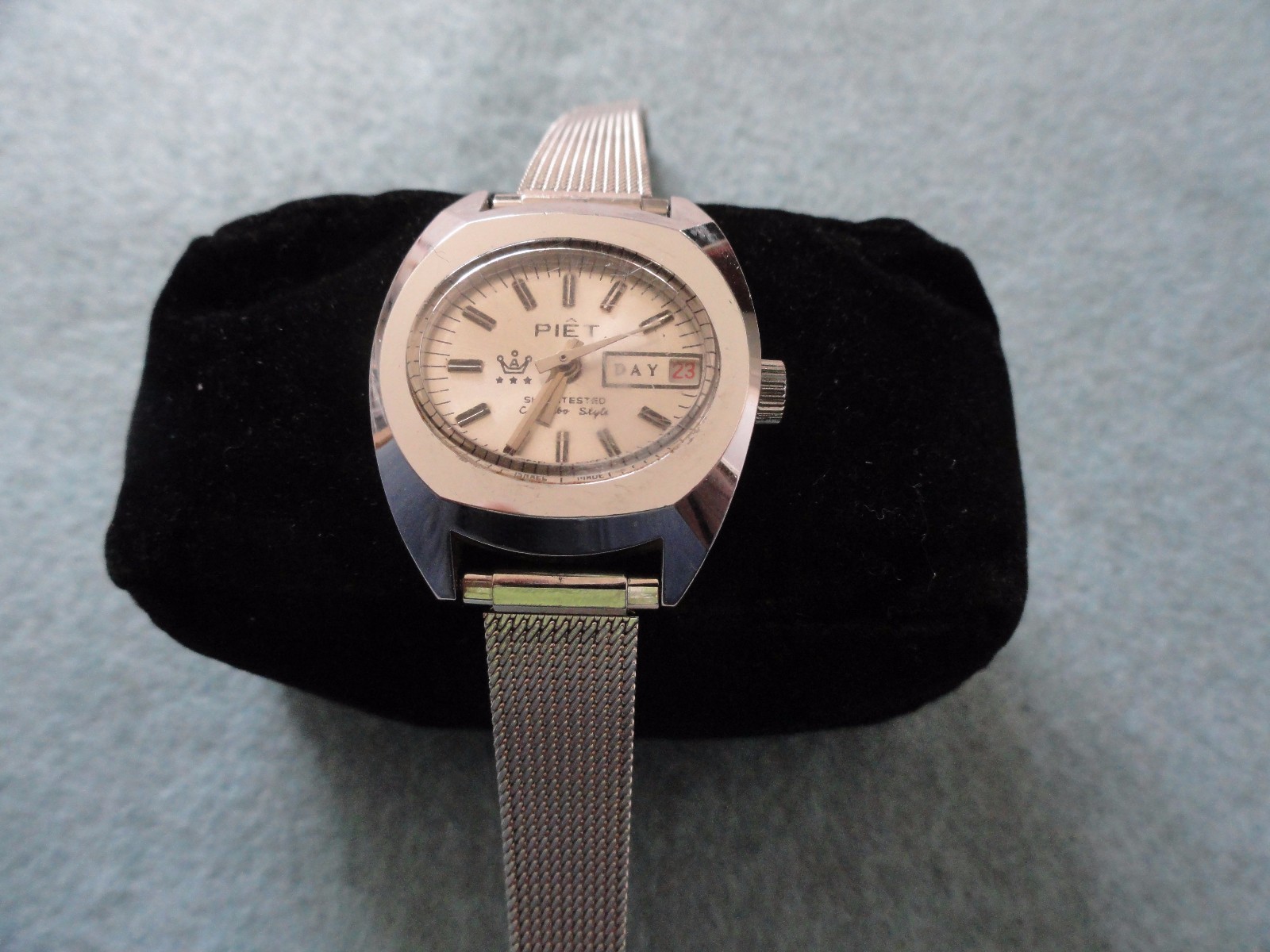 Made in Israel Piet Vintage Wind Up Ladies Watch Colombo Style