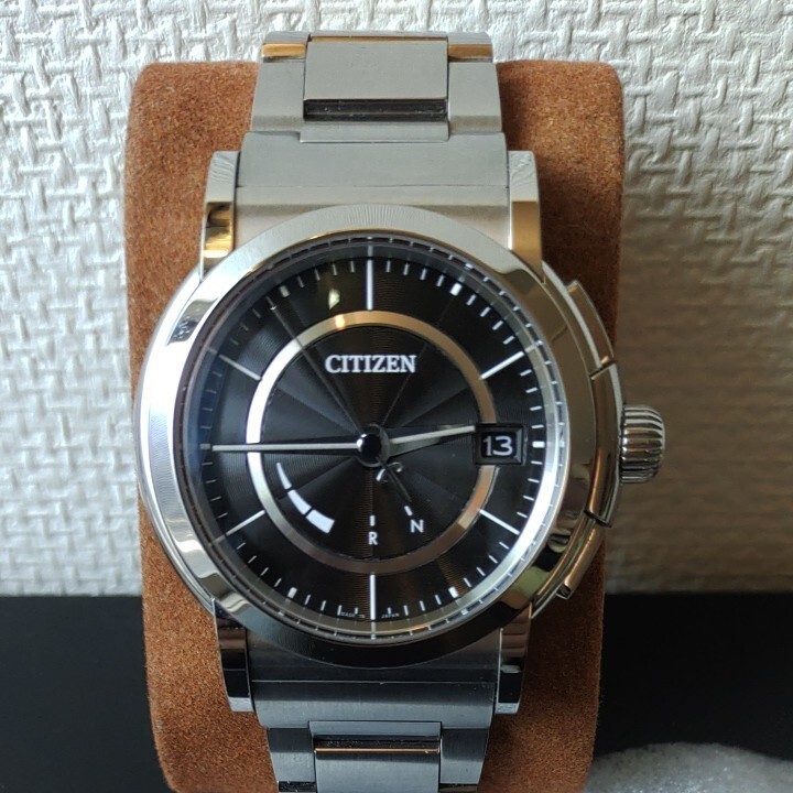Citizen Series 8 CNG72-0011 Cal.H11A Date Eco Drive Solar Mens Watch