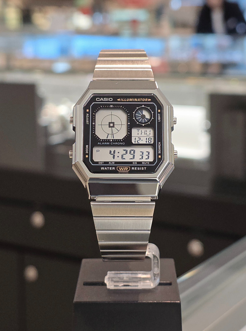 Casio A130WE-1ADF Vintage Silver Black Digital Watch Analog Style LCD World Time