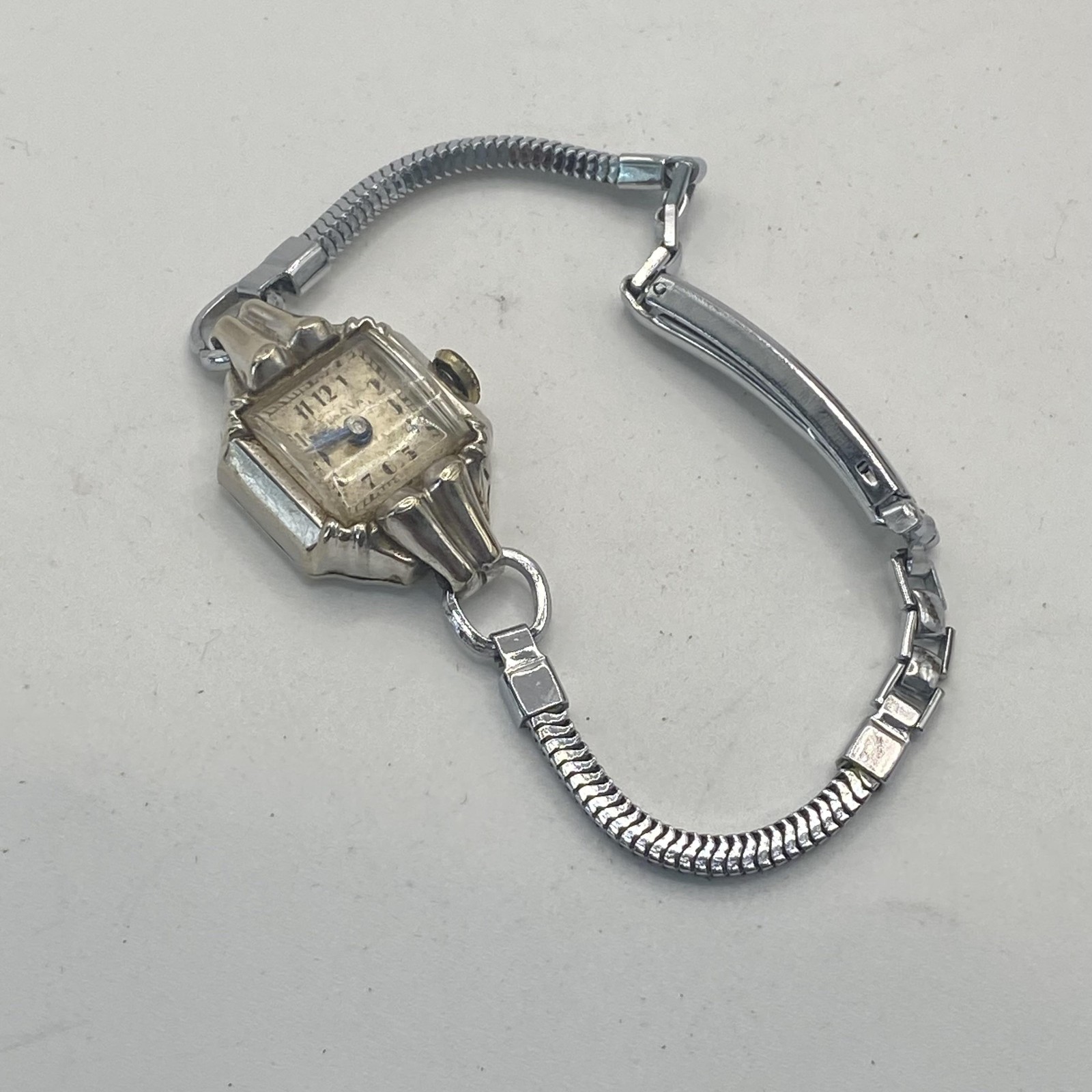 Vintage Bulova Womens Silver Bracelet Watch Champagne Dial Mechanical J073504