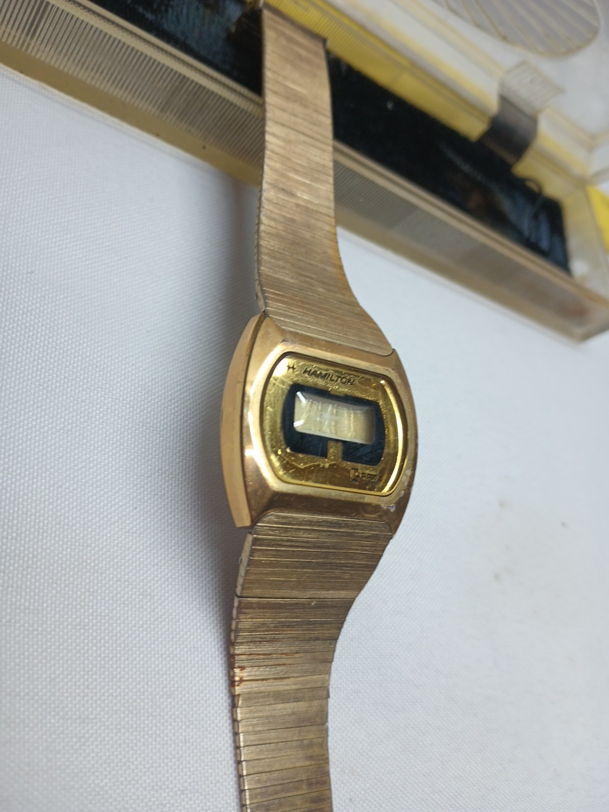 Vintage Hamilton Quartz LCD Watch 14K Electroplated 880002-4 Untested