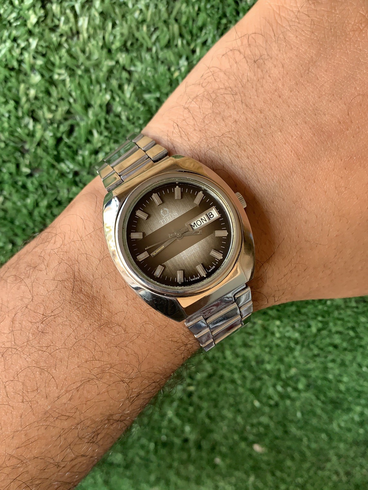 Vintage Solvil et Titus Geneve Automatic Watch 38mm Gradient Dial 25J Swiss Made