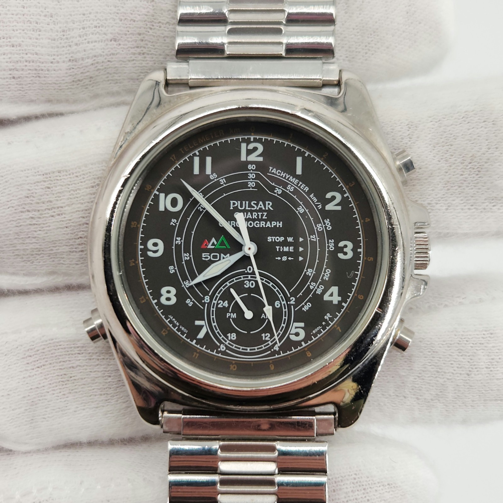 Pulsar Men’s Vintage Silver Tone Quartz Chronograph Watch V601-9000
