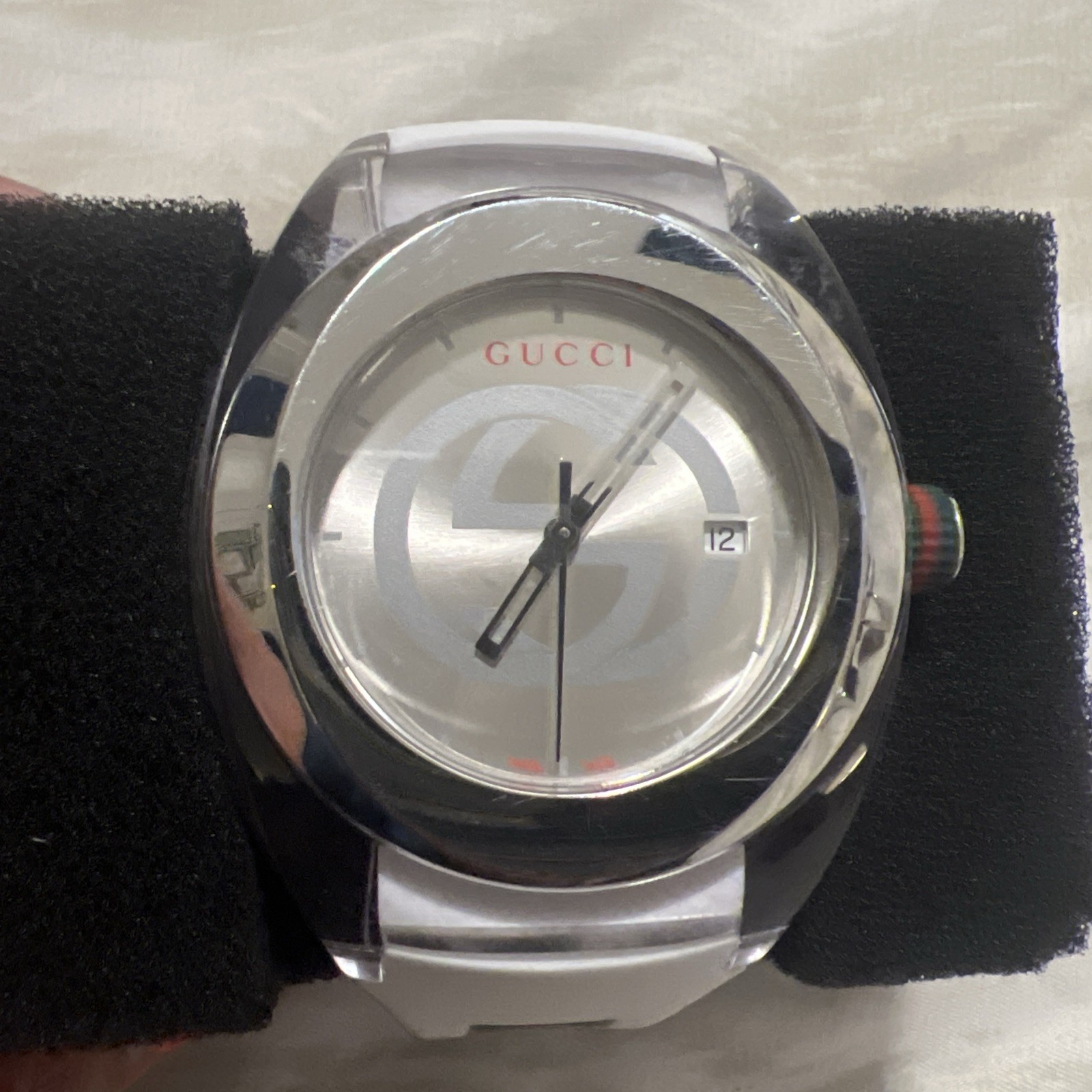 GUCCI SYNC XXL White Rubber Strap 46mm Unisex Watch YA137102