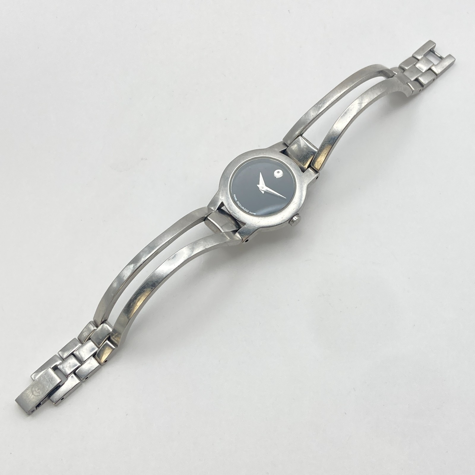 Movado Amorosa Museum Women’s Watch 24mm Silver Tone 84.E4.1842 New Battery 6.5″