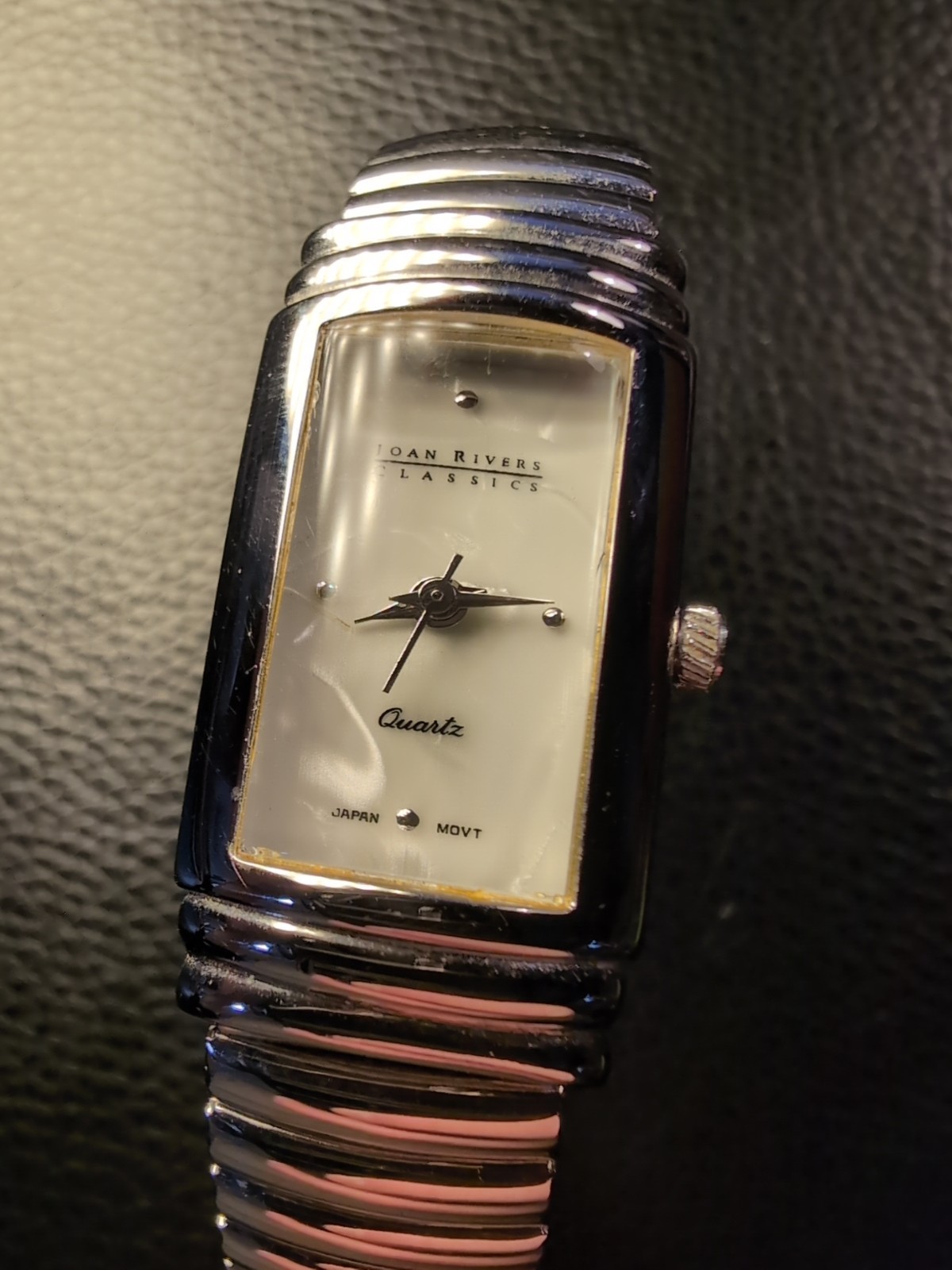 VTG Joan Rivers Classics Tank Style Mop Dial Silver Tone Watch Stretch 924QBS