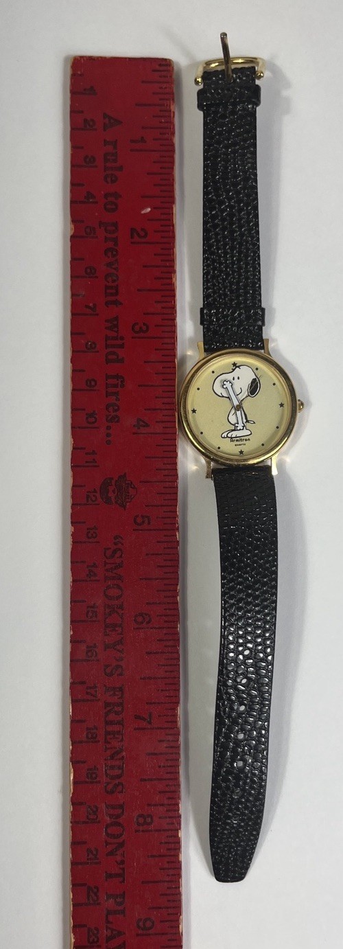 Vintage Rare ARMITRON Peanuts Snoopy Women’s Watch Gold Tone 1958 UNTESTED
