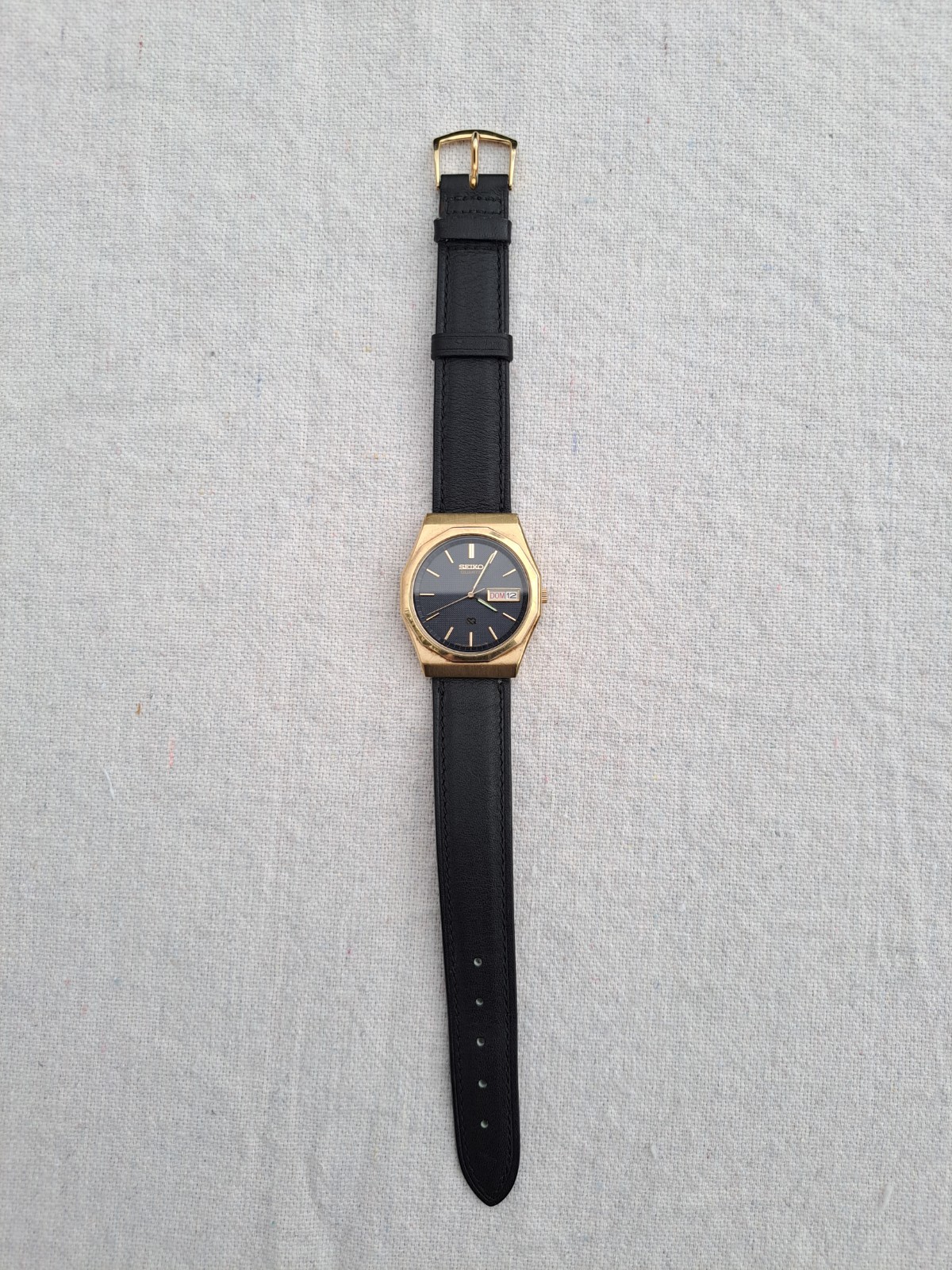 Vintage 1980s Seiko Quartz SQ 8C23-6059 A4 Waffle Pie Pan Day Date Watch Runs