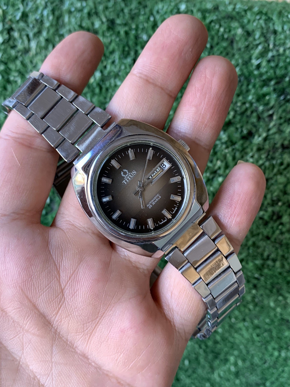 Vintage Solvil et Titus Geneve Automatic Watch 38mm Gradient Dial 25J Swiss Made