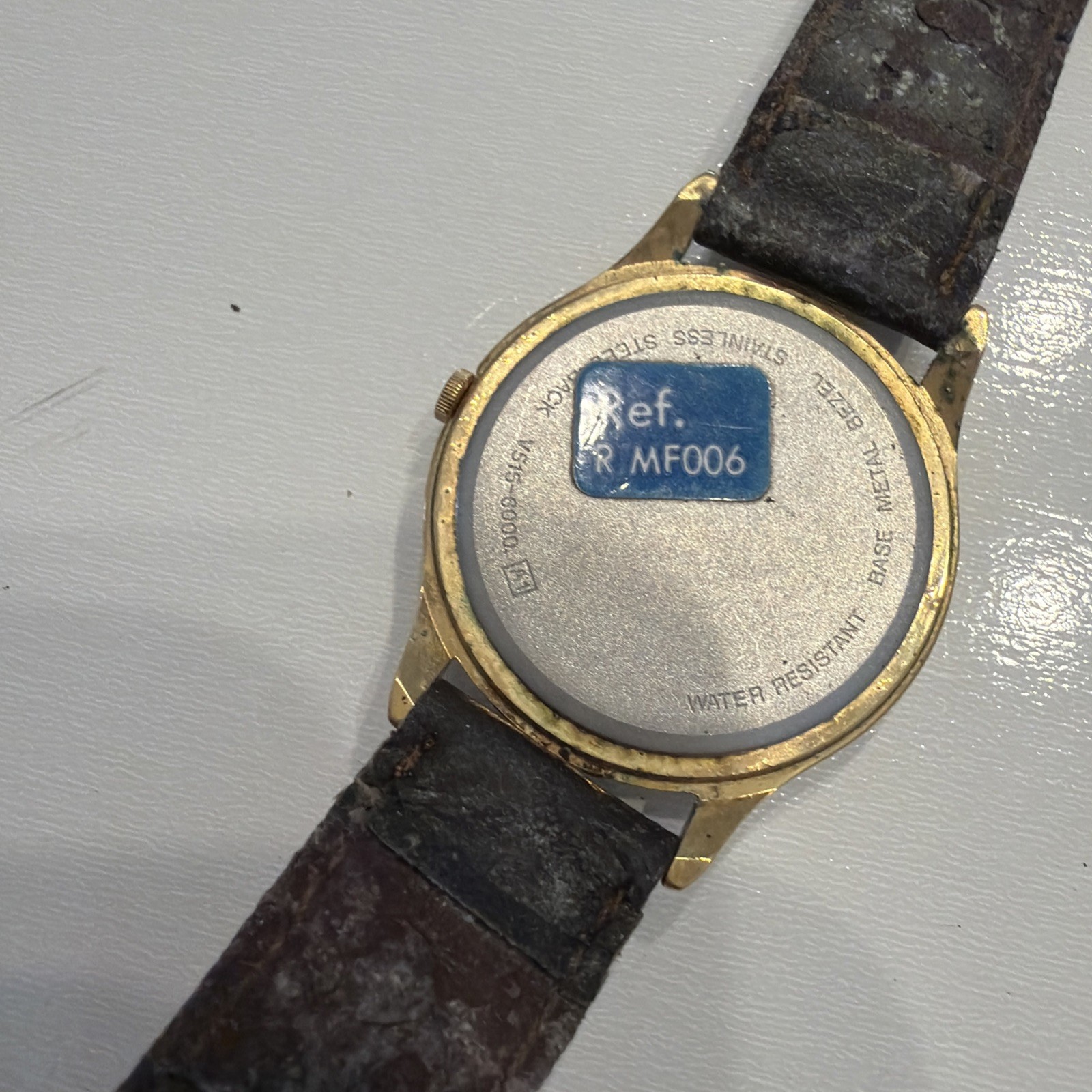 Lorus Mickey Mouse Quartz Gold Tone Watch v515-6000 – Needs Battery