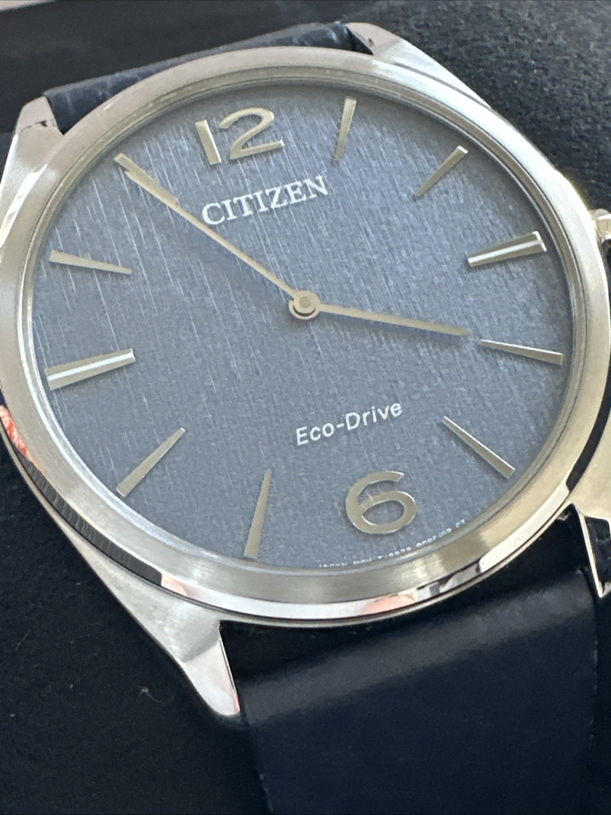 Citizen Men’s Suratto Classic Eco-Drive Black Leather Watch 39 MM AR3120-08L