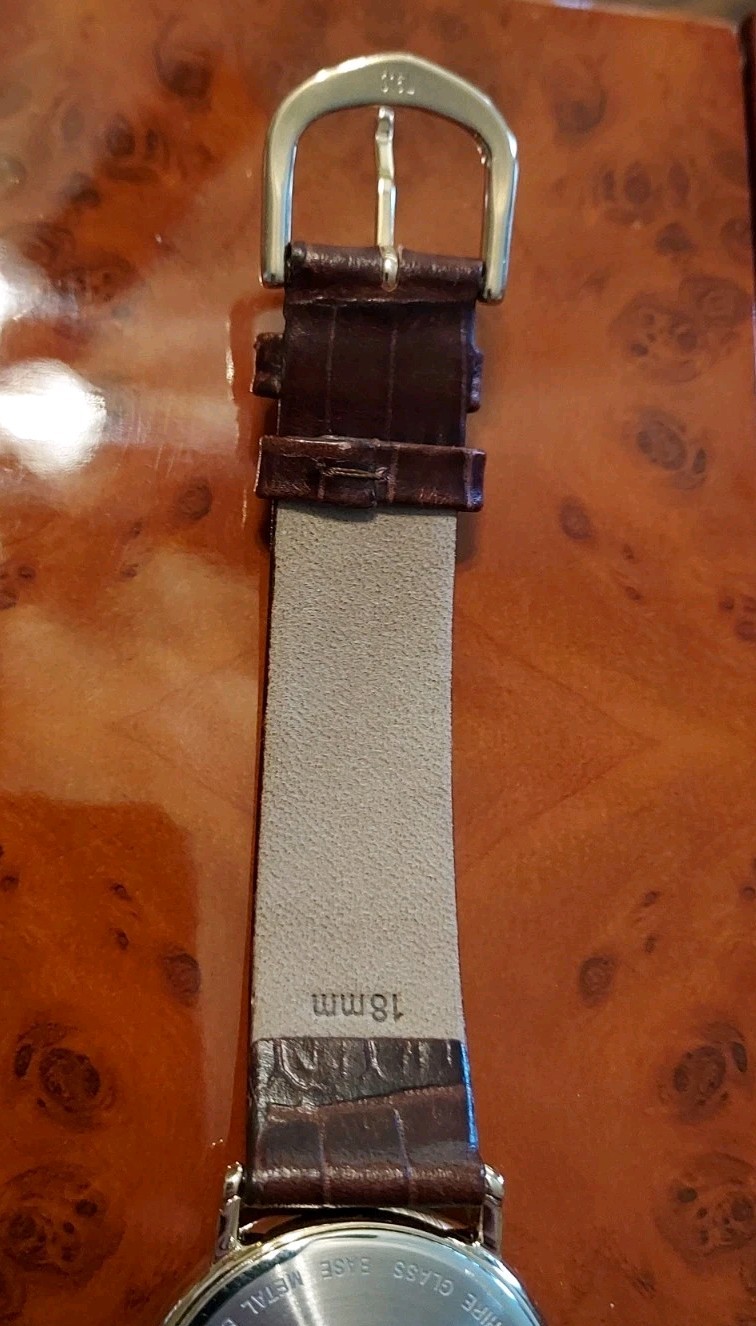 Excellent Vtg Belair 3ATM Gold Tone Mens sapphire crystal Watch w/case new bat